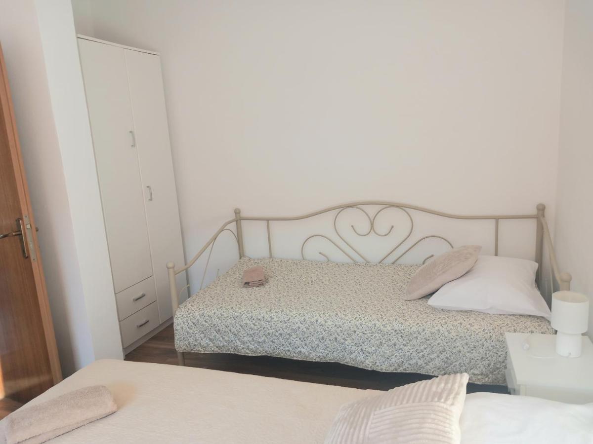 Studio Apartment Novak Cilipi Exterior photo